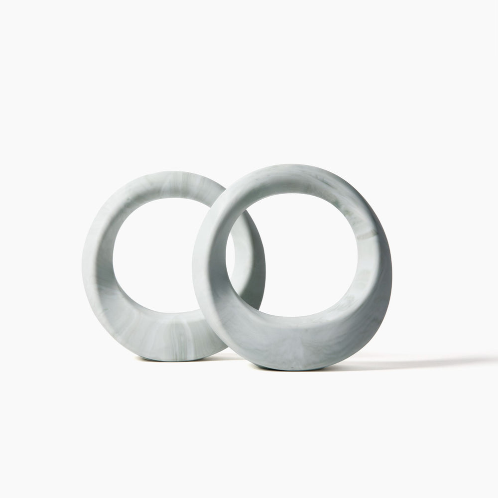 
                  
                    Obshay Swirl 4 lbs White Marble S/2 
                  
                