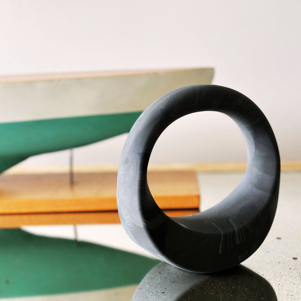 
                  
                    Swirl 4 lbs, Black Marble
                  
                
